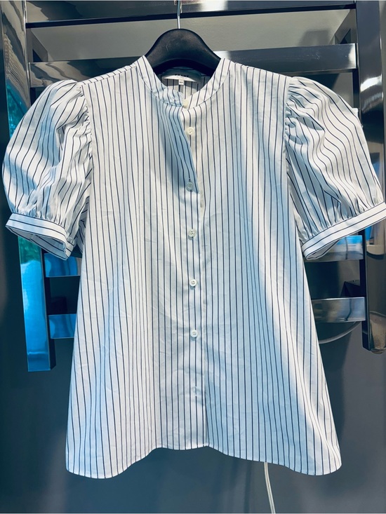 Frame Denim Tops - NWT Frame Striped Button-Front Puff Sleeve Blouse White with Navy Stripes cotton